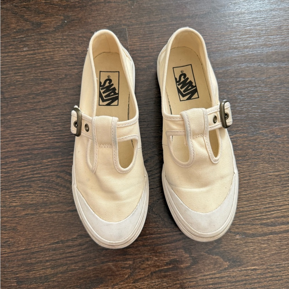 Vans Off-White Canvas Slip-On Mary Jane’s